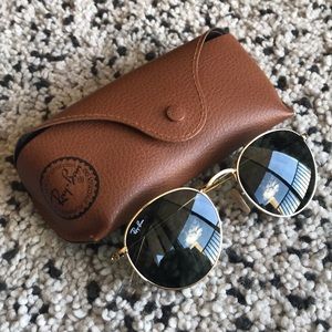Ray-Ban round metal sunglasses